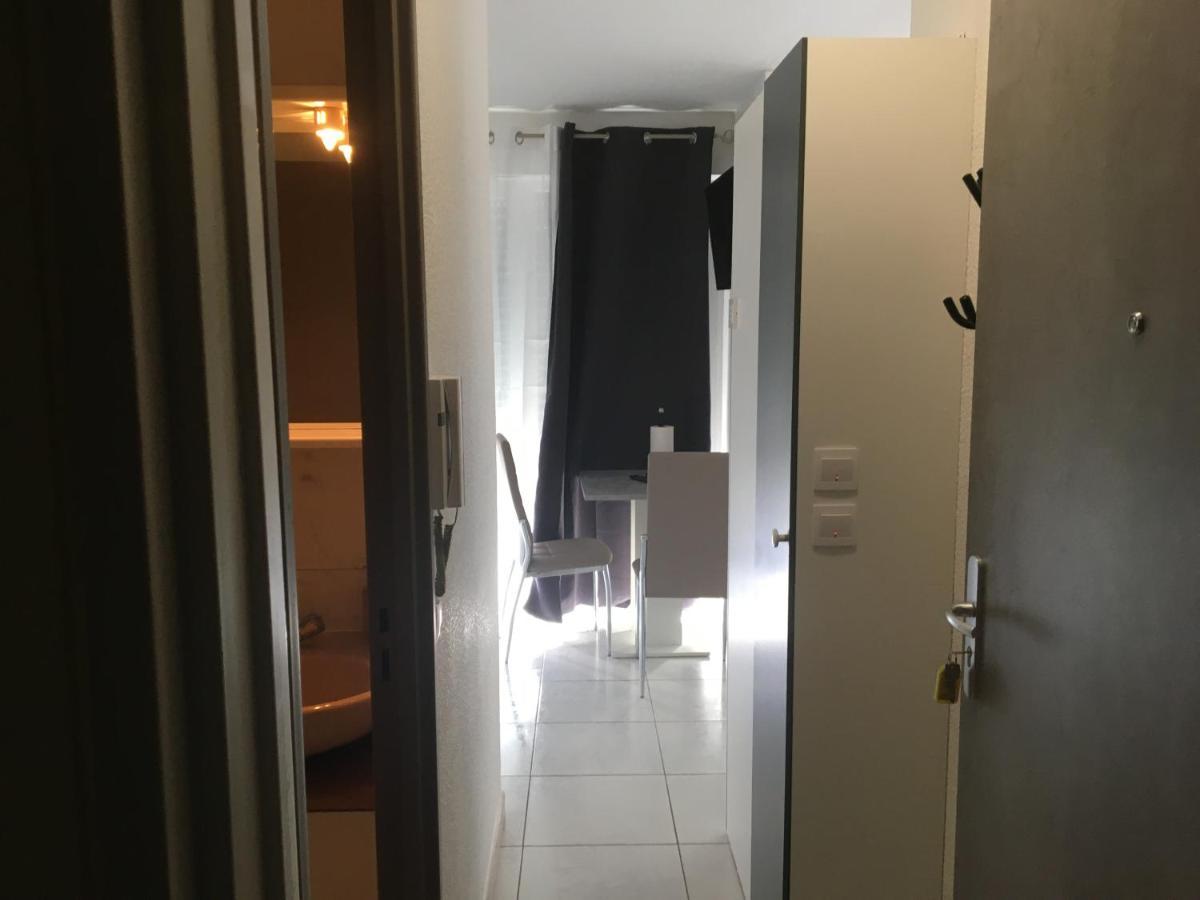Studios Lora Rm 860 Saint-Louis (Haut-Rhin) Exterior foto